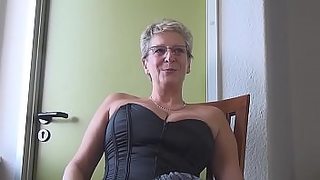mom helping hand erotic sstory