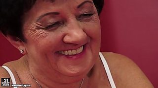 pussy licking milf